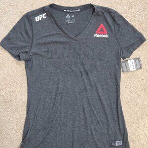 NWT Reebok Women’s UFC T Shirt Short Sleeve V Neck Gray Size M